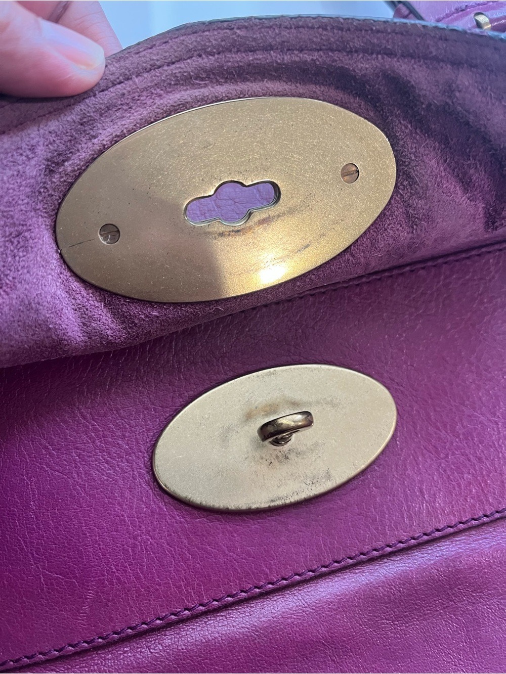 MULBERRY RARE VINTAGE TRIM ALEXA IN BERRY LEATHER - Picture 11 of 16